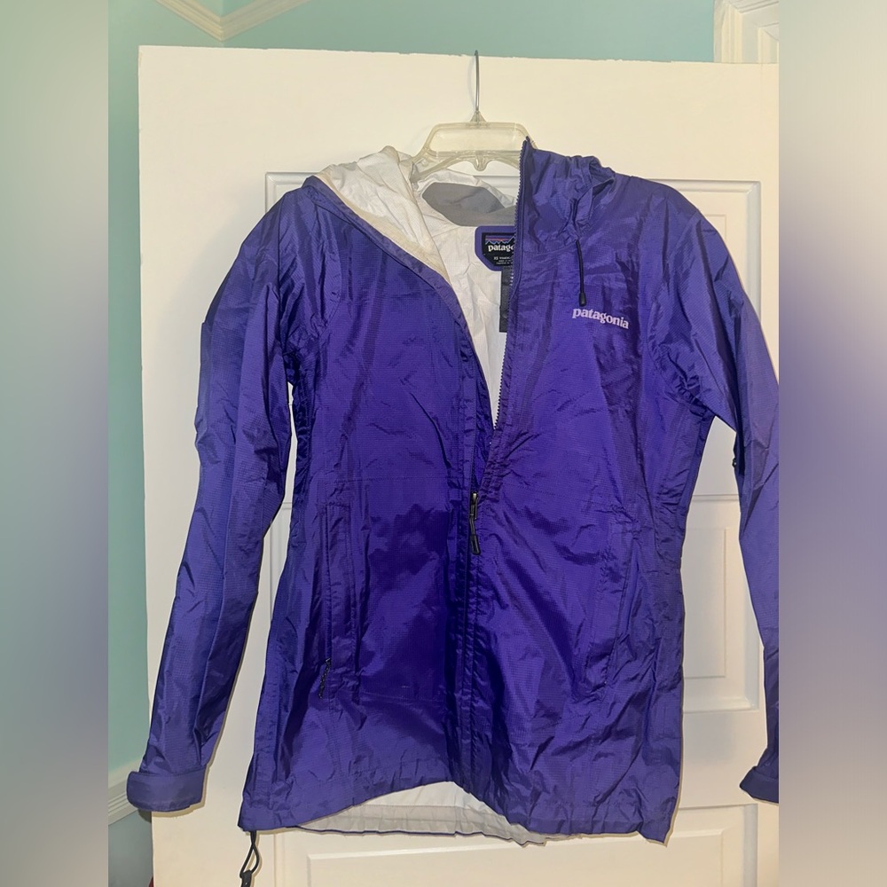 Patagonia Purple xs rain jacket